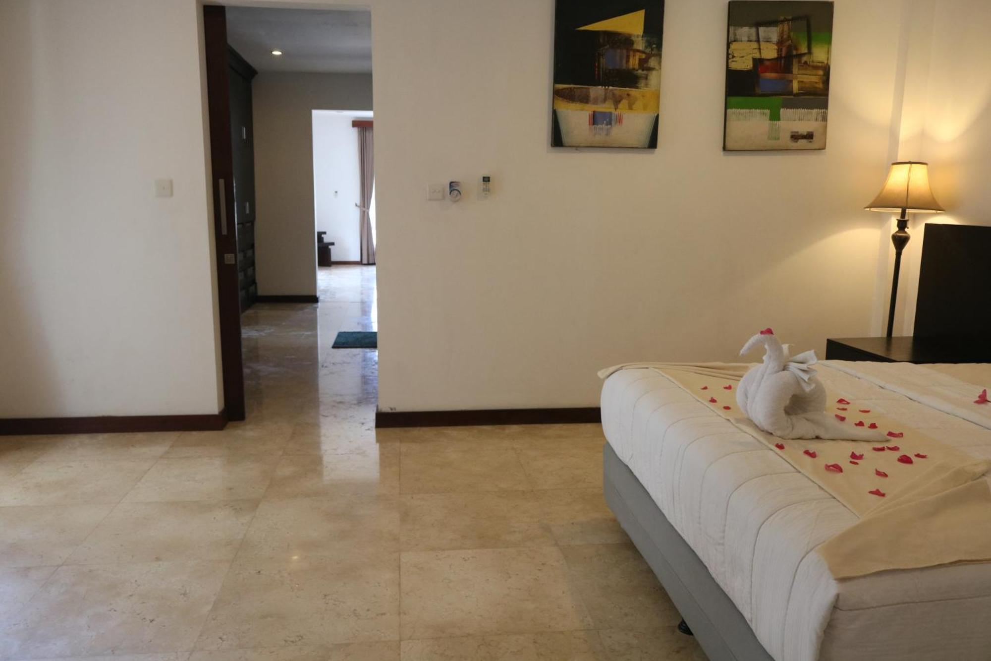 Villa Blue Salt